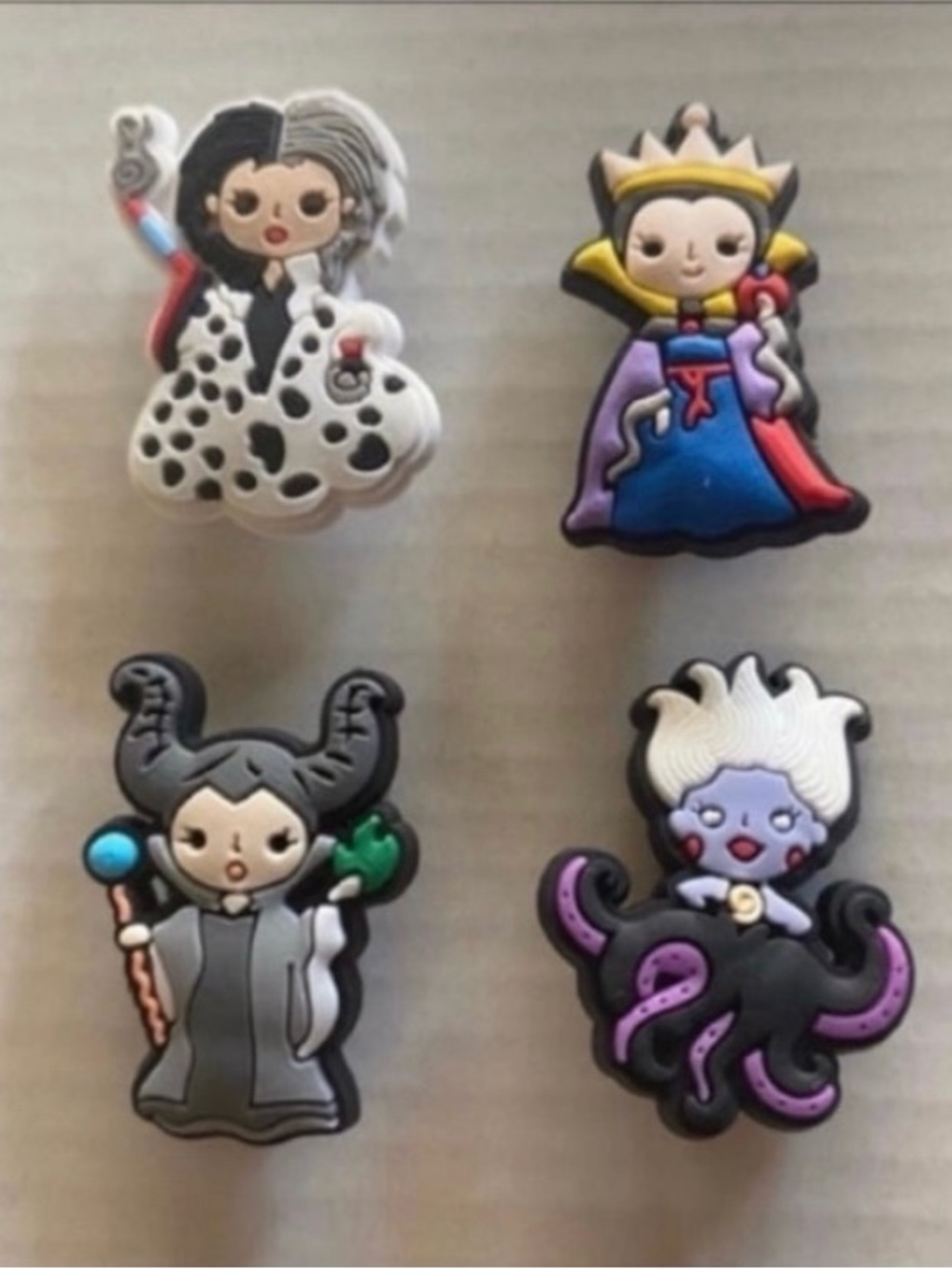 NWOT Villain Shoe charms